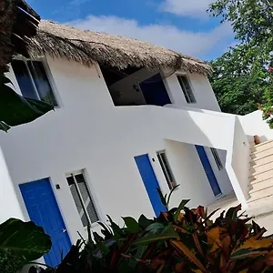 Mykonos Inn Bacalar